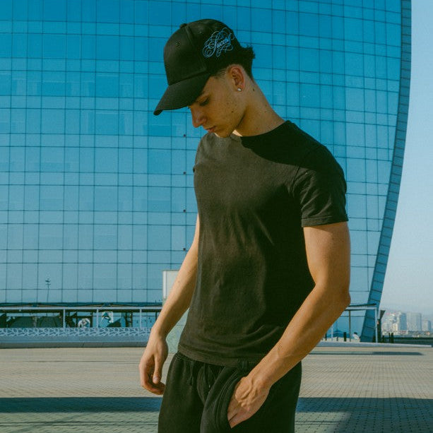dark cap